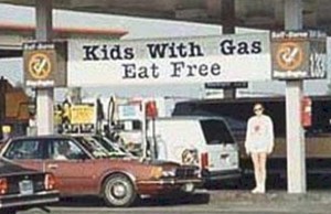 funny-signs-kids-eat-free